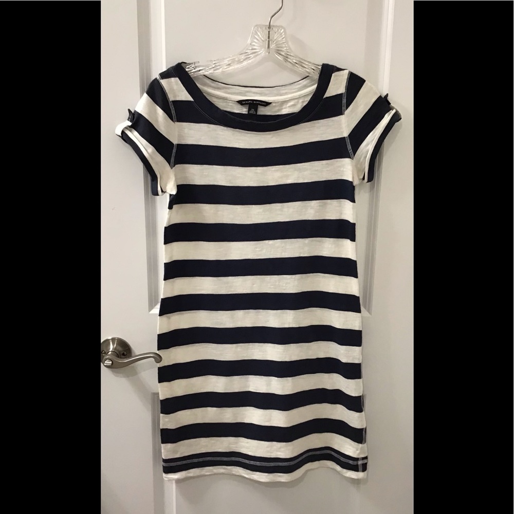 Banana Republic Navy Blue and White Striped T-Shirt Dress